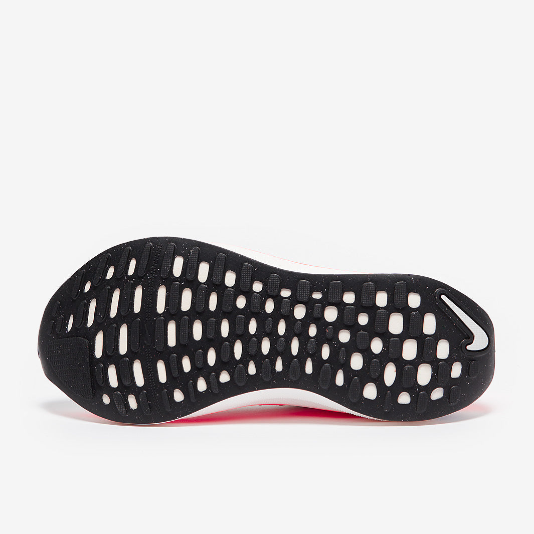 Nike Womens Infinity Run 4