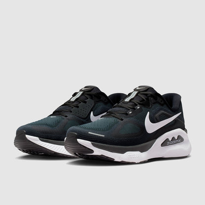 Nike Structure Plus