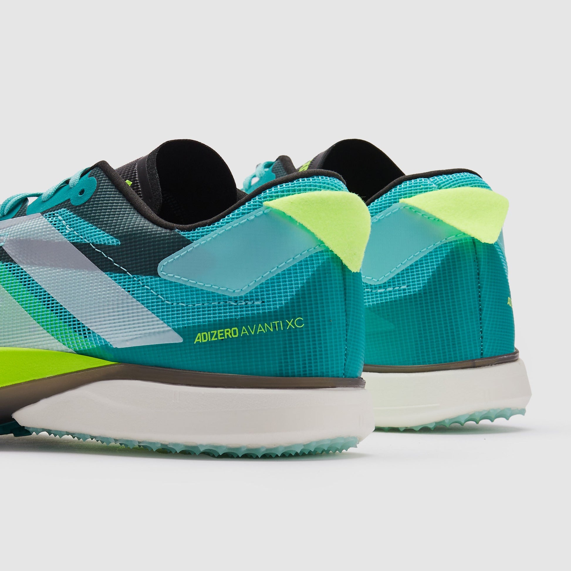 adidas adizero Avanti XC
