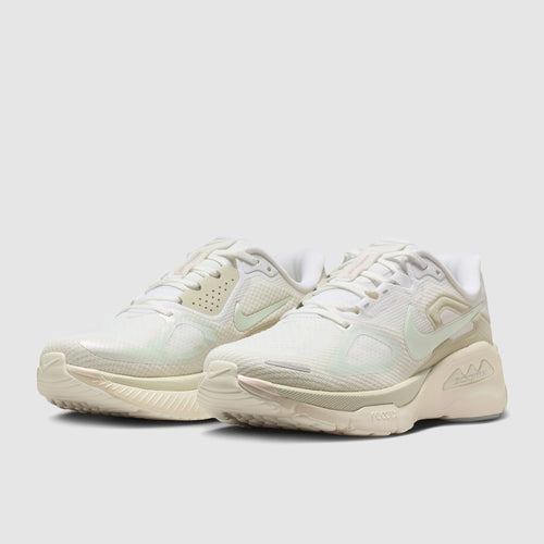 Nike Womens Structure Plus