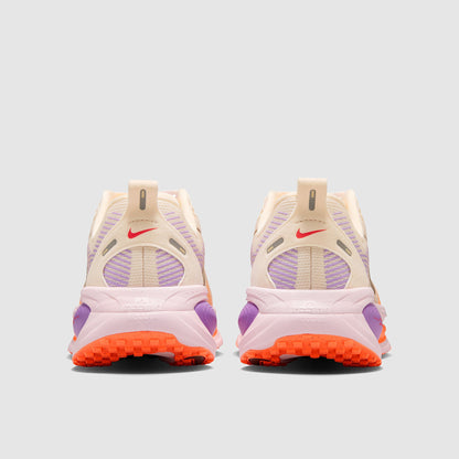 Nike Womens Vomero 18