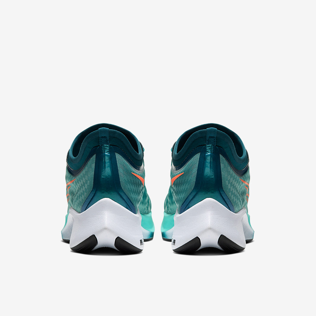 Nike Zoom Fly 3