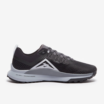 Nike Pegasus Trail 4 - Black/Aura-Dark Grey