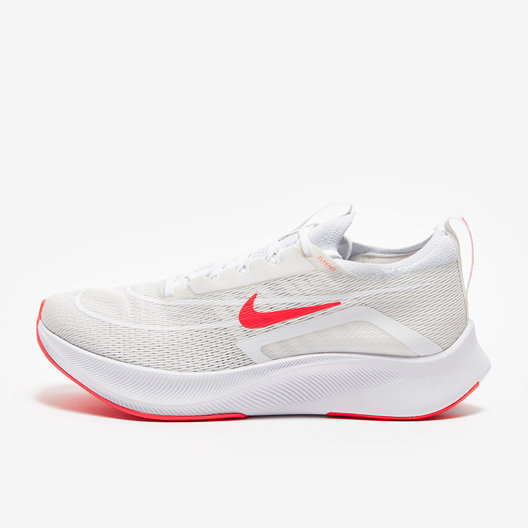 Nike Zoom Fly 4