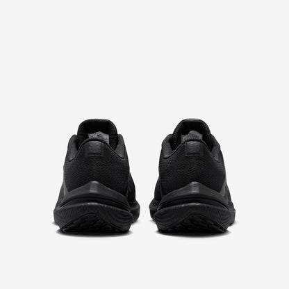 Nike Winflo 10 - Black/Black-Black