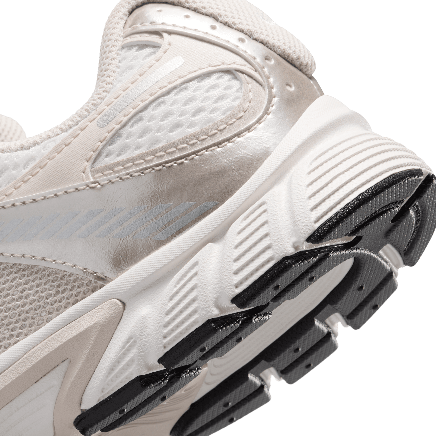 Big Kids' Nike V5 RNR "Summit White Light Orewood Brown"