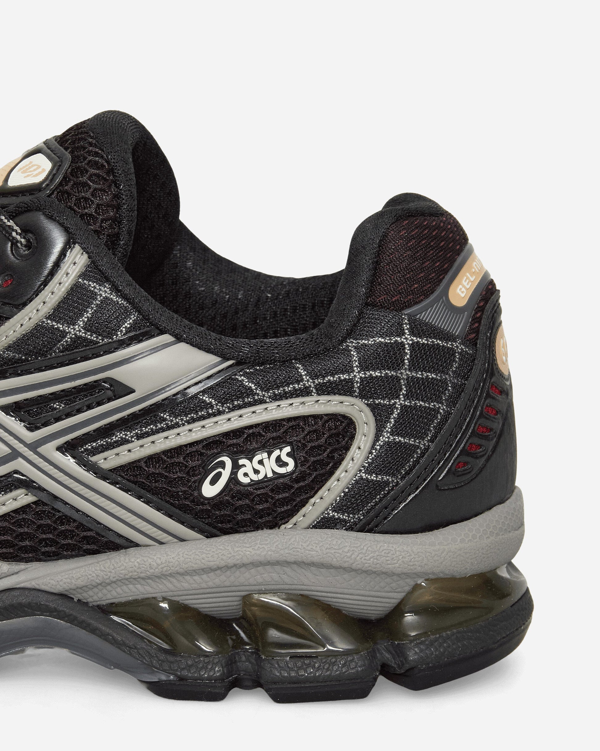 GEL-Nimbus 10.1 Sneakers Black / Clay Grey