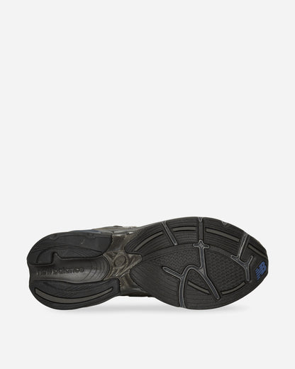2010 Sneakers Tornado / Faded Black