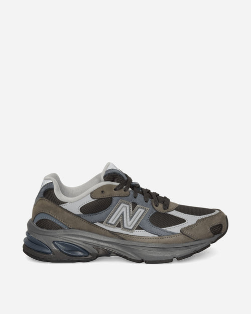 2010 Sneakers Tornado / Faded Black
