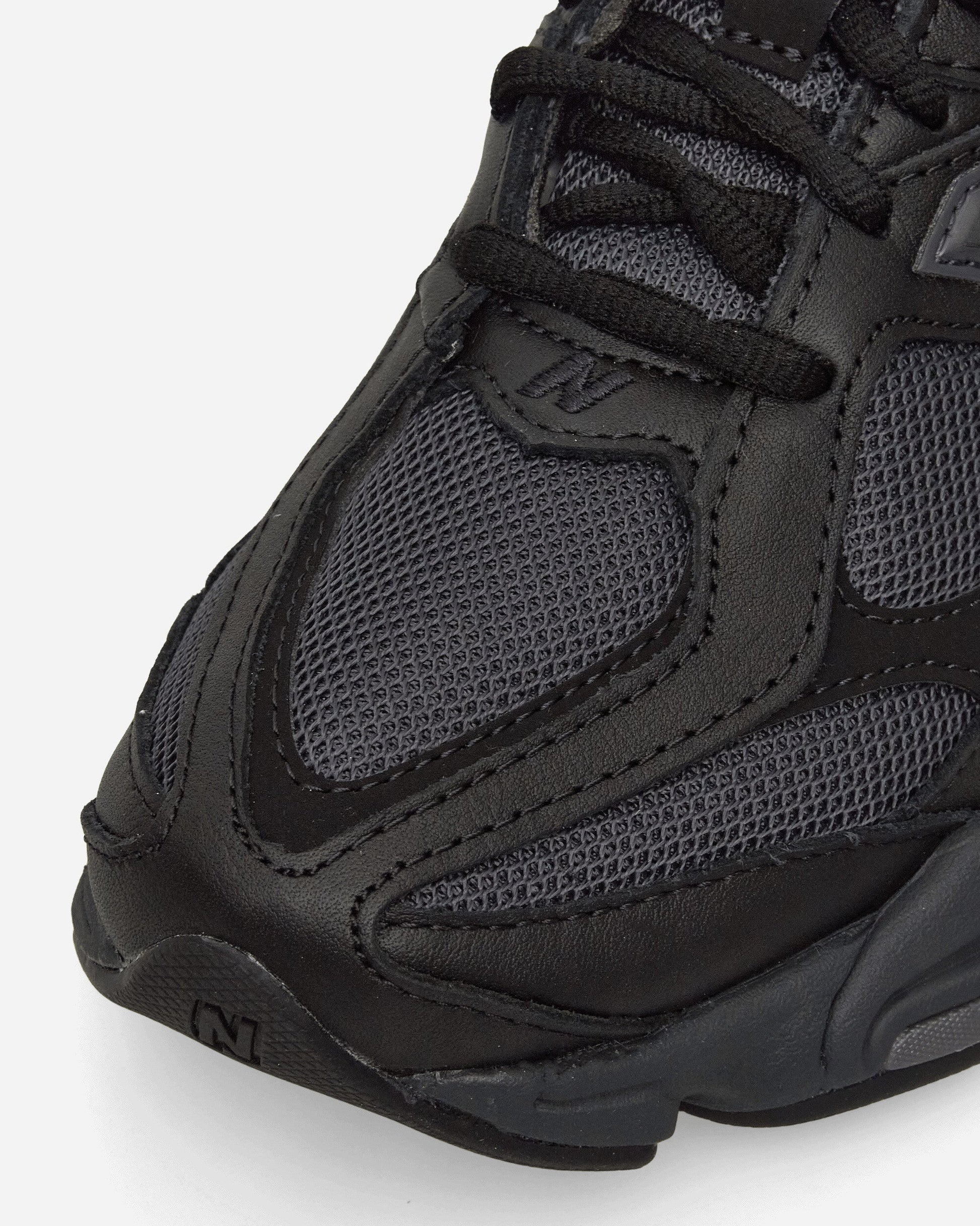 9060 Sneakers Black / Phantom