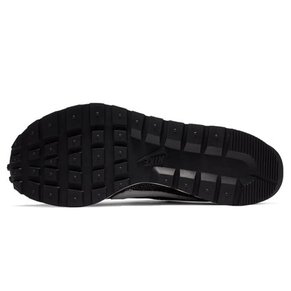 Nike x Sacai Vaporwaffle Black White