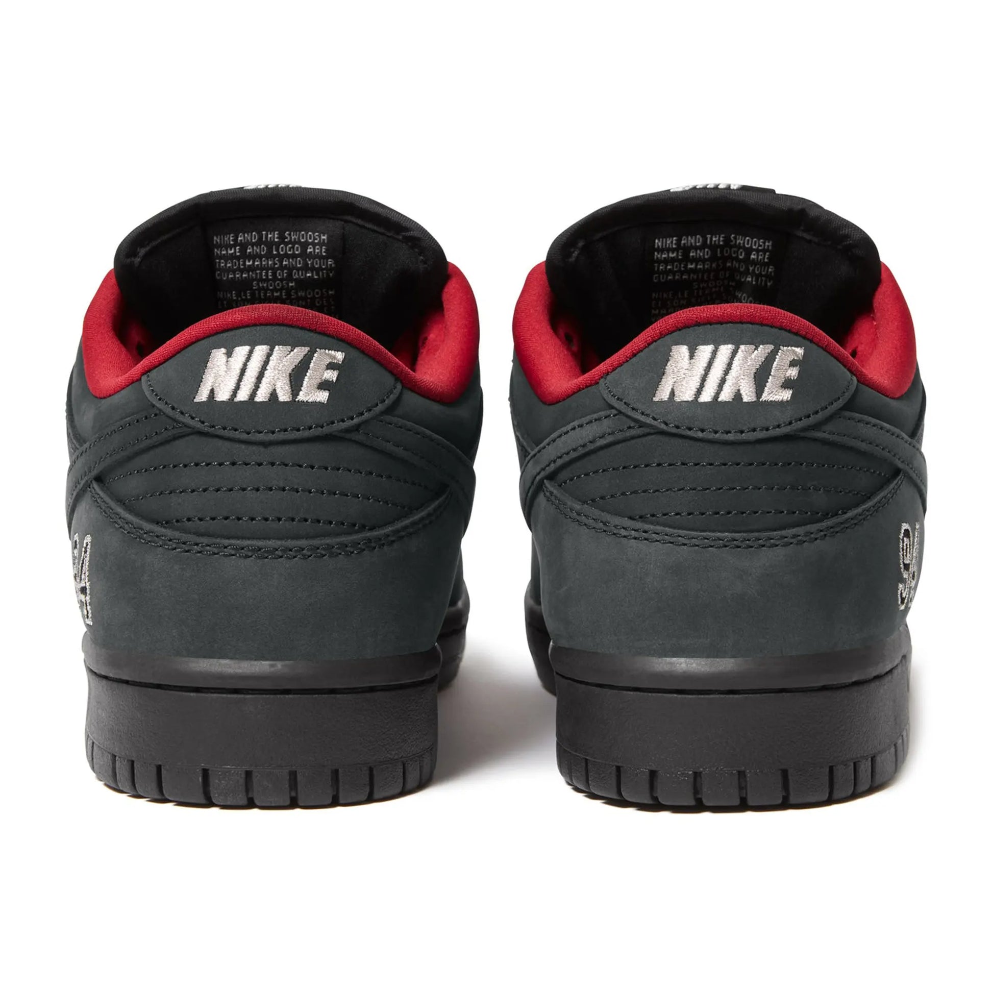 Supreme x Nike SB Dunk Low Black